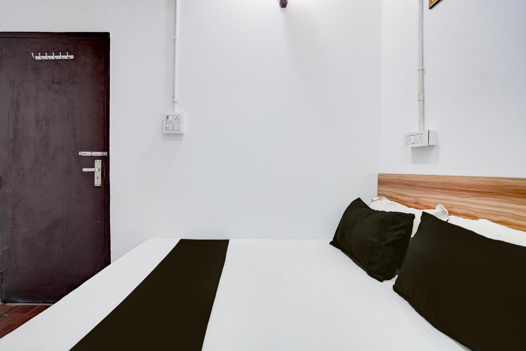 Hotel O Le Empire Stay House Νέο Δελχί Εξωτερικό φωτογραφία